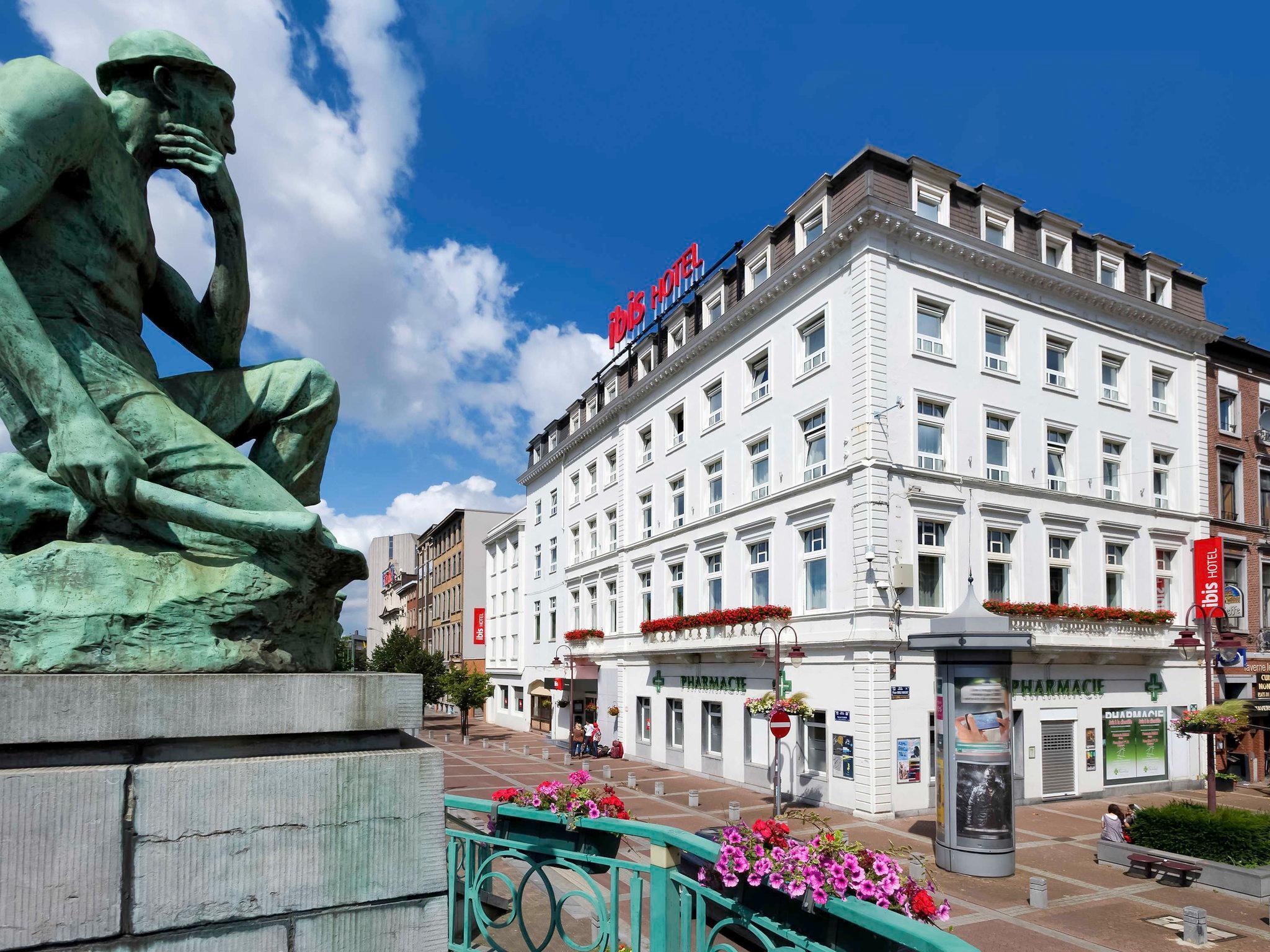 Ibis Charleroi Centre Gare Hotel Exterior foto