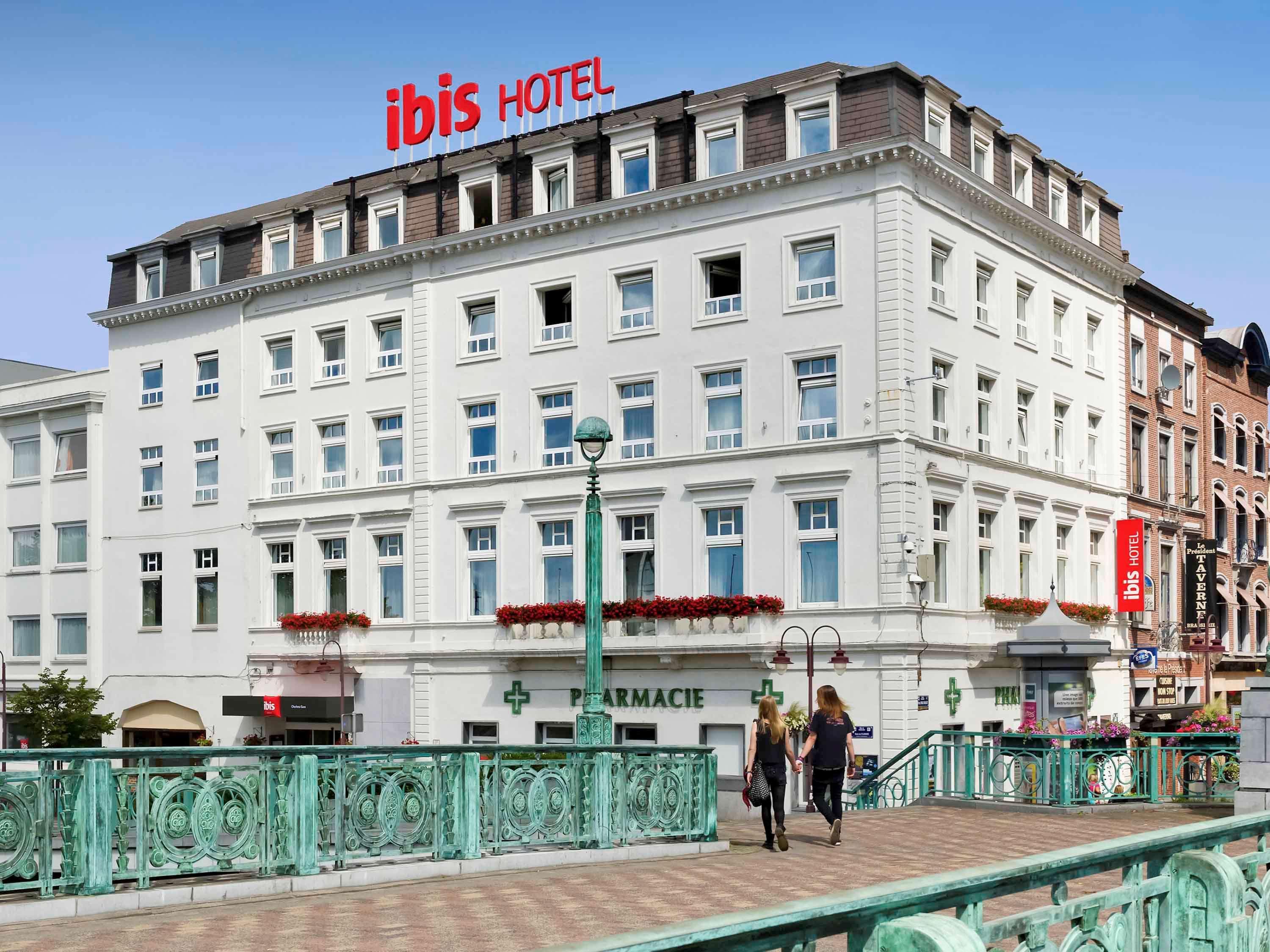 Ibis Charleroi Centre Gare Hotel Exterior foto