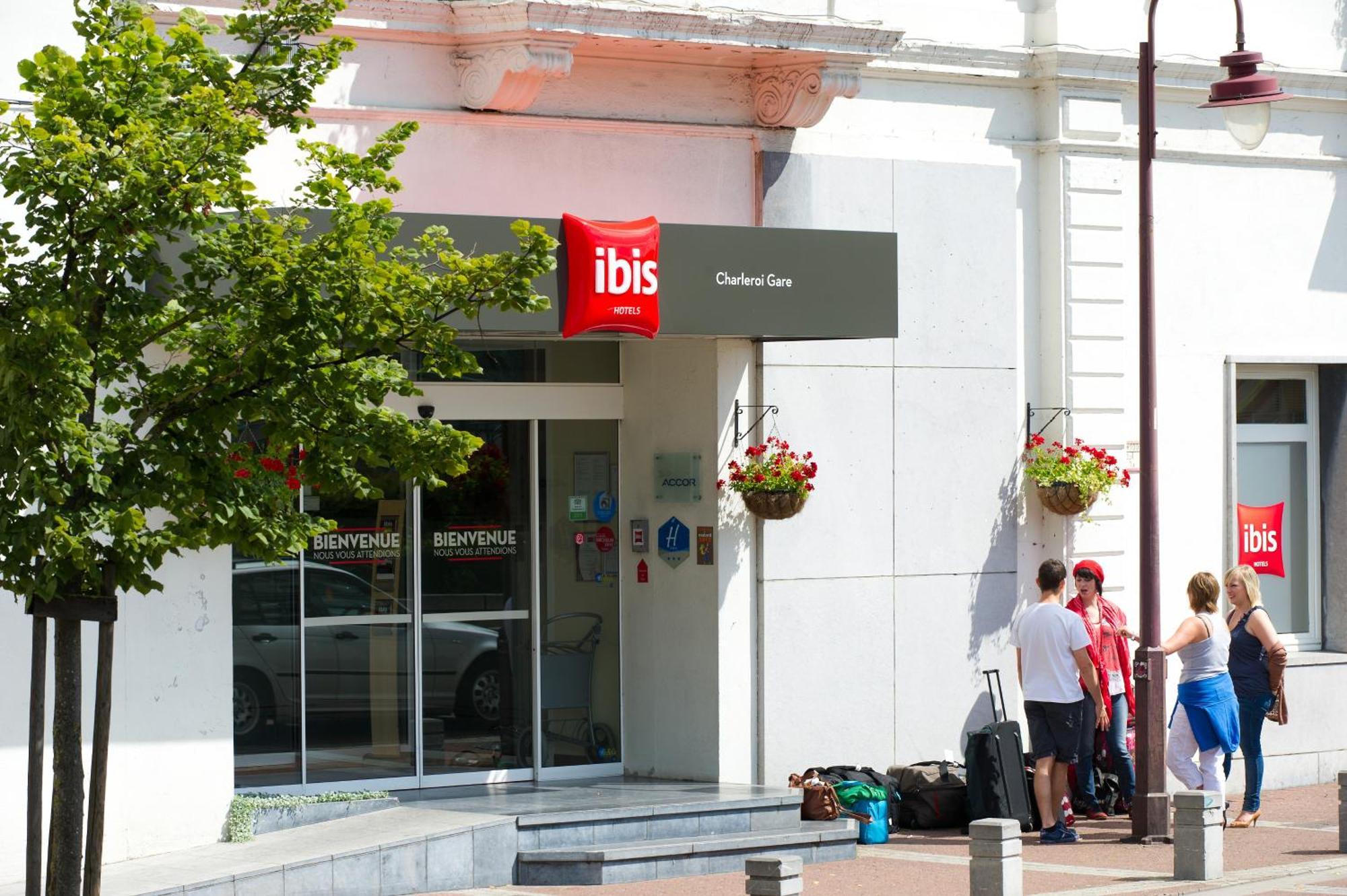 Ibis Charleroi Centre Gare Hotel Exterior foto